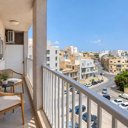 Modern 2bed With Balcony Close To Valletta Tal Guardamangia
