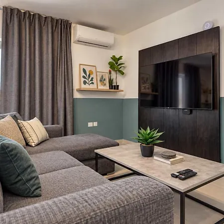 Modern 2bed With Balcony Close To Valletta Tal Guardamangia
