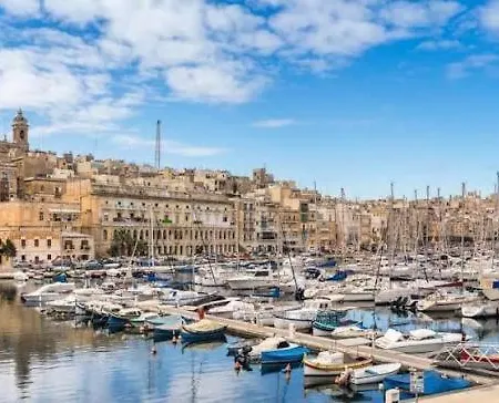 Modern 2bed With Balcony Close To Valletta Appartement